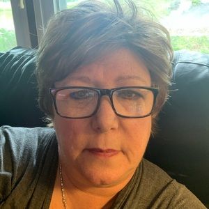 Meet your Posher, Cheryl